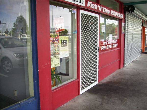 FISH AND CHIPS Picture 1