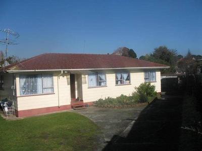 Otahuhu Good 4 Bedroom House Plus Garage/ Rumpus. Picture Otahuhu Good 4 Bedroom House Plus Garage/ Rumpus. Picture