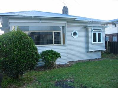 PEARL OF PAPATOETOE Picture