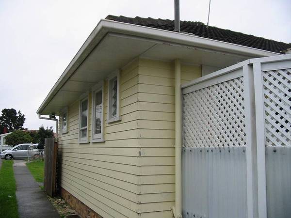 DESPERATE SITUATION FOR VENDOR - CLOVER PARK Picture 2