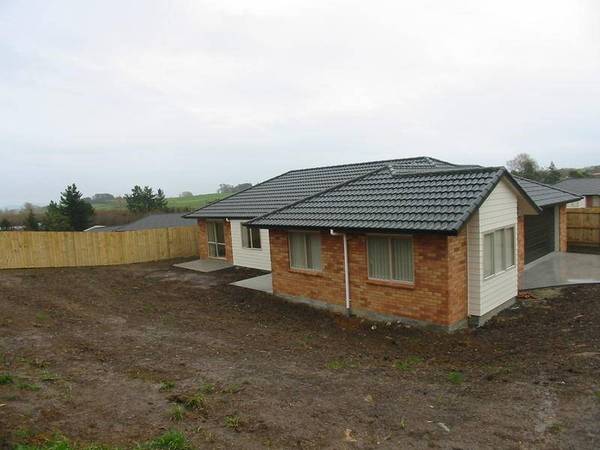 BRAND NEW 4 BEDROOM BRICK HOMES IN TE KAUWHATA - $385,000 Picture 3