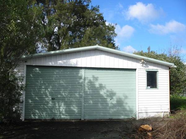 SOMETHING YOUR FAMILY NEEDS - SPACE Picture 3