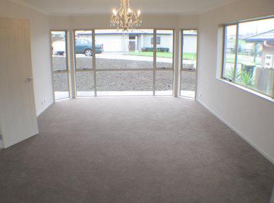 STYLE AND ELEGANCE - THE GARDENS - $695,000 Picture 2