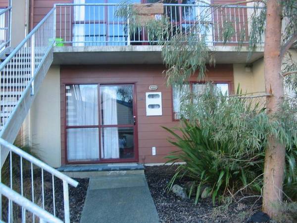 INVESTOR ALERT - STUDIO APARTMENT Picture 2