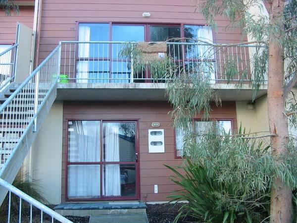 INVESTOR ALERT - STUDIO APARTMENT Picture 1