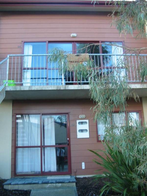 INVESTOR ALERT - STUDIO APARTMENT Picture 3