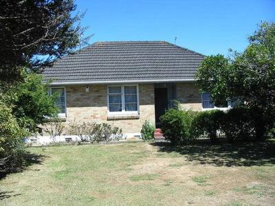 BRICK AND TILE - PAINTBRUSH SPECIAL!
$275,000 Picture BRICK AND TILE - PAINTBRUSH SPECIAL!
$275,000 Picture