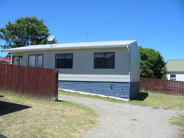 MAKE AN OFFER AND BE PROUD OWNER OF THIS PROPERTY Picture 3