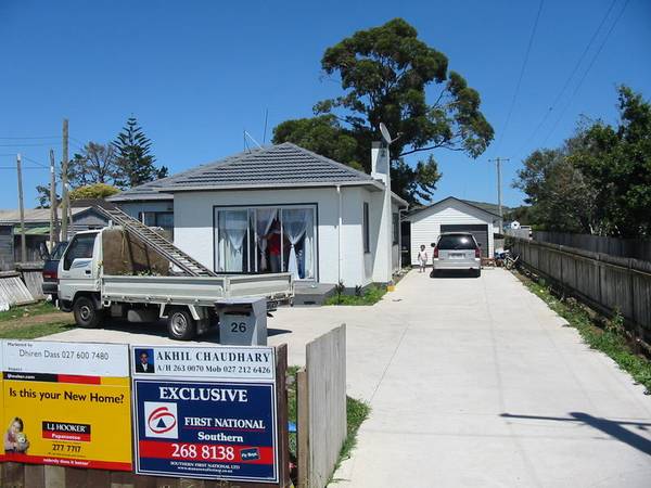 BEAUTIFUL SOLID HOUSE ON 510sqm FREEHOLD SECTION Picture 1