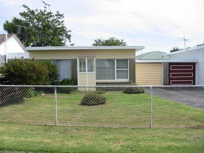 VENDOR IN FINANCIAL CRISIS Picture VENDOR IN FINANCIAL CRISIS Picture