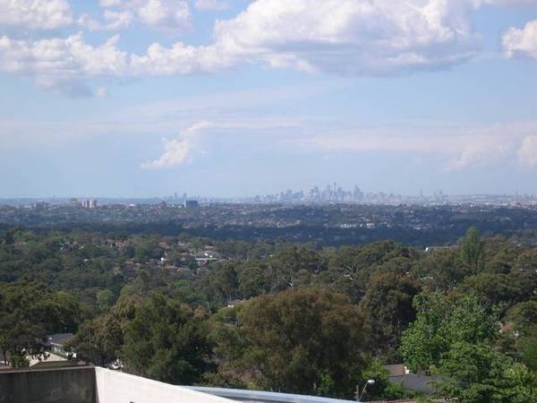 Executive apartment with city views Picture 1