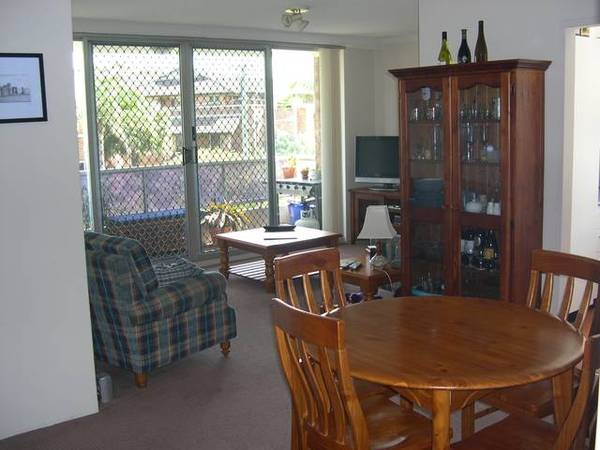 Perfect Central Location Picture 2