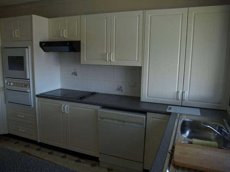 ALL THE BENEFITS OF A HOUSE! Picture 2