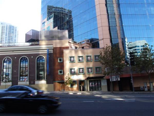 CBD OFFICE BUILDING! Picture 2