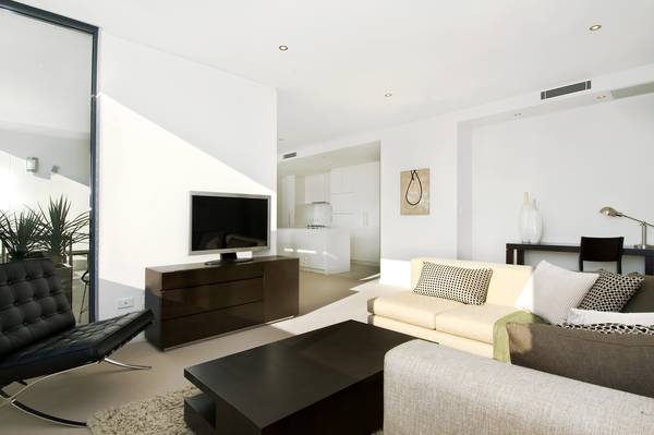 EXECUTIVE LIVING IN THE HEART OF CREMORNE Picture 2