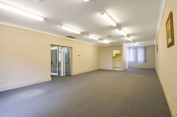 BECOME A PACIFIC HIGHWAY ICON - price reduction! Picture 3