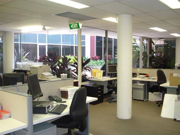 A-CLASS OFFICE SPACE Picture 2