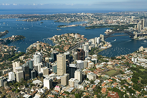 Cosmopolitan Living Picture 3