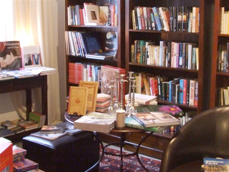 SHOP FOR LEASE Picture 3