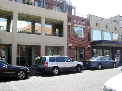 SUITABLE FOR RETAIL, SHOWROOM OR GROUND FLOOR OFFICE Picture