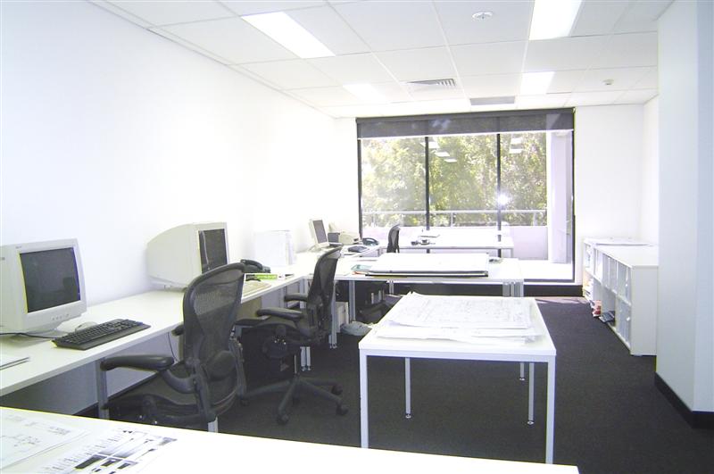 SUPERB BOUTIQUE OFFICE Picture 2