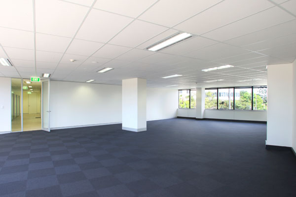 HIGH PROFILE BUILDLING Picture 2