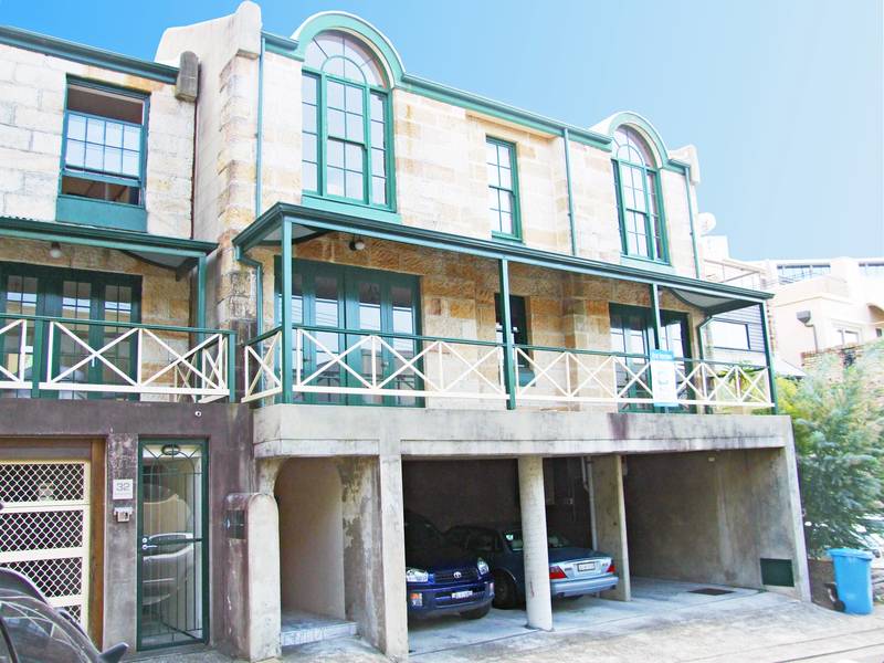 HISTORIC COTTAGE Picture 2