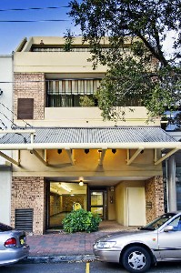 RETAIL/SHOWROOM/OFFICE IN THE HEART OF CROWS NEST Picture