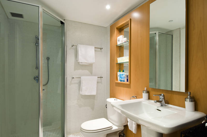 SENSATIONAL INVESTMENT - TWO APARTMENTS TO BE SOLD IN ONE LINE! Picture 3