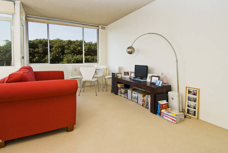 INVESTORS!!
FIRST HOME BUYERS!! Picture 1