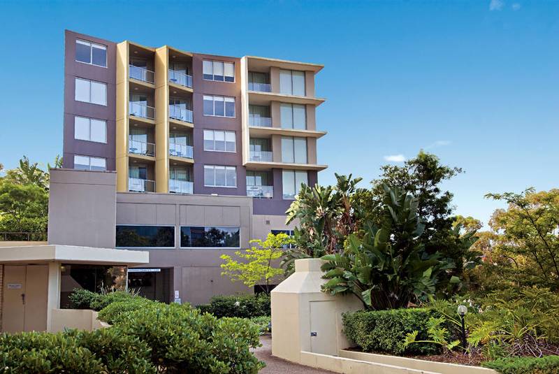 STYLE AND CONVENIENCE Picture 3