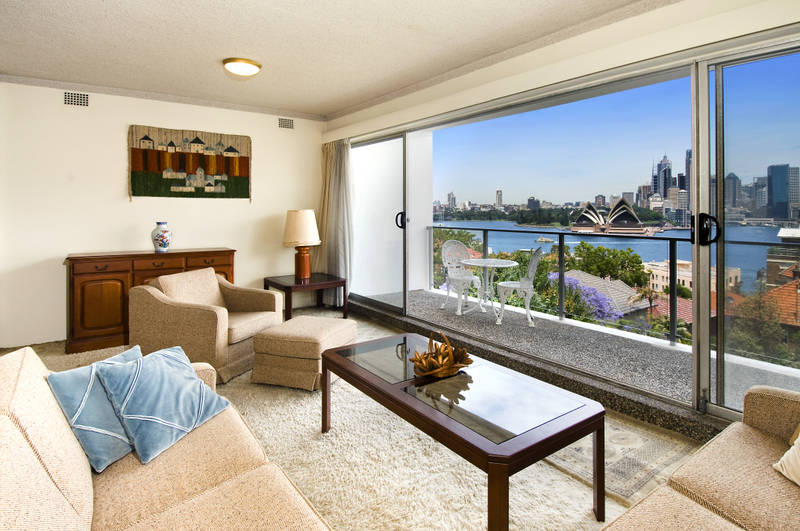 SOLD AT AUCTION Picture 3