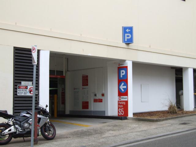 SECURITY CAR SPACE Picture 1