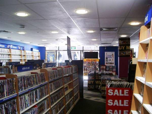 BLOCK BUSTING INVESTMENT Picture 2