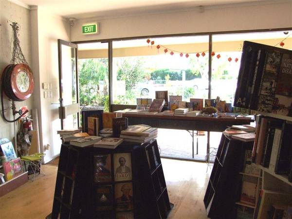 SOUGHT AFTER RETAIL PREMISES Picture 3