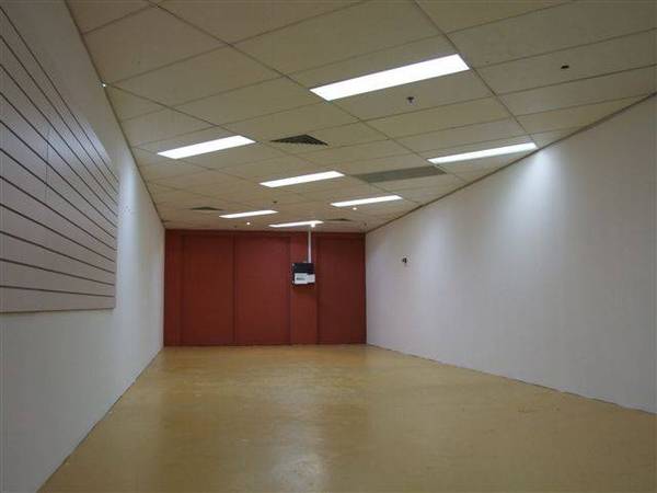 MOSMAN SHOPPING CENTRE Picture 2