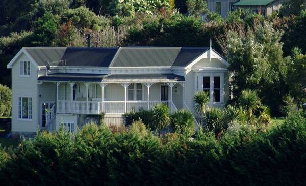 Opportunity never knocks twice! Picture 1