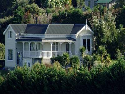 Opportunity never knocks twice! Picture Opportunity never knocks twice! Picture