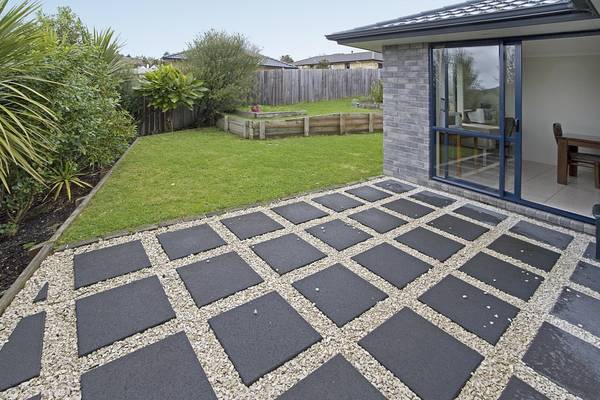 IT'S NOW OR NEVER! Picture 2