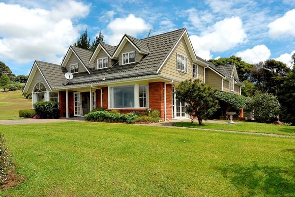 Opulence, Distinction & Character all Rolled Into One Picture 3