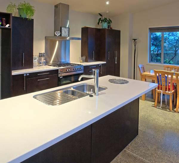 Connoisseurs Alert Picture 3