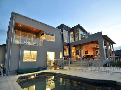 Stylish Contemporary Living Picture Stylish Contemporary Living Picture