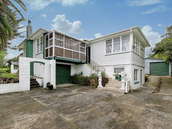 Untapped Dated Do-Up! Picture Untapped Dated Do-Up! Picture