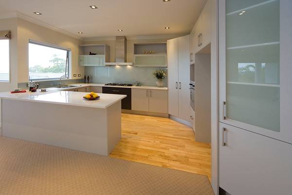 Brand Spanking New ...... Move On In! Picture 3