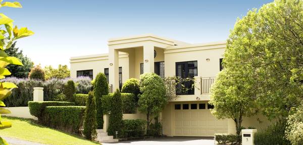 Private setting in a prestigious location Picture 1