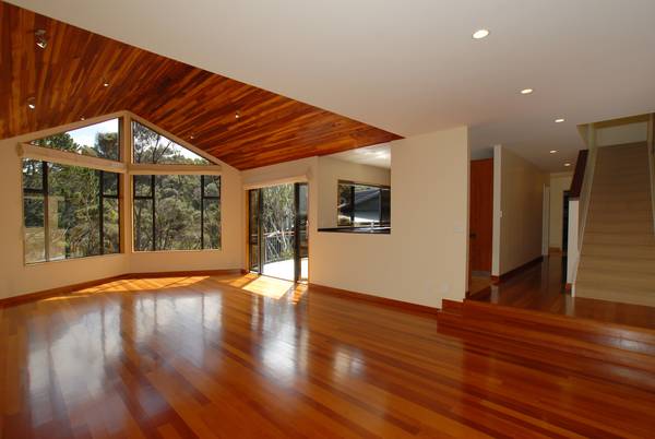 Executive Bargain With Sea Views Picture 3