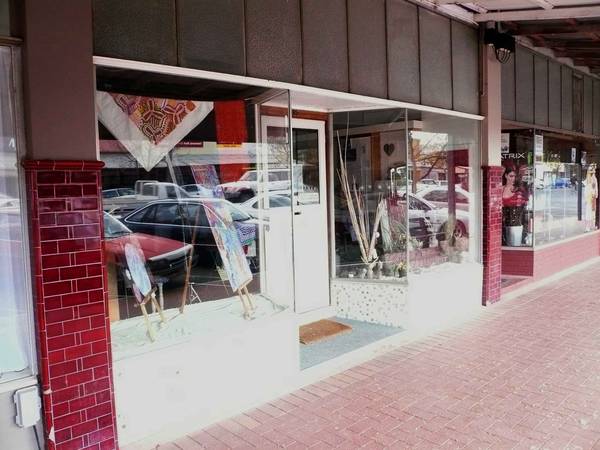 2 STOREY SHOP & RESIDENCE Picture 2