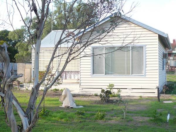 MINYIP Picture 2