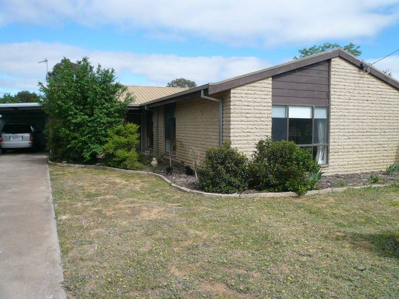 Beautiful family home Picture 1