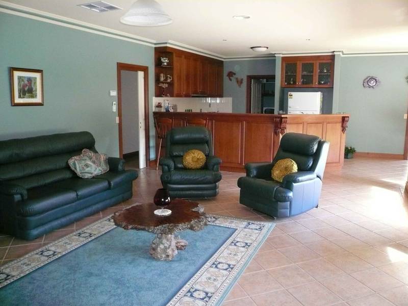 SPOIL YOURSELF Picture 3